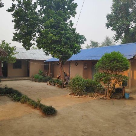 Prem Bardiya Homestay Bhurkia Buitenkant foto