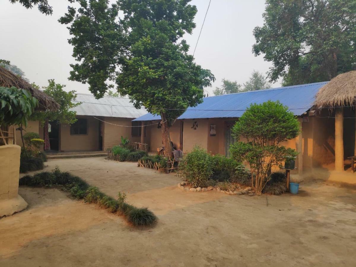 Prem Bardiya Homestay Bhurkia Buitenkant foto